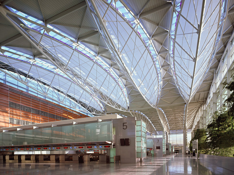 San Francisco International Airport Roof Truss System